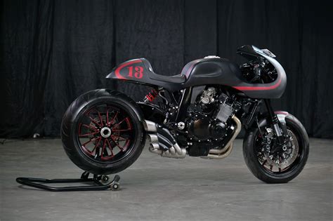 GSXR 400 ZERO | Lunatic Custom Motorcycle - RocketGarage - Cafe Racer ...