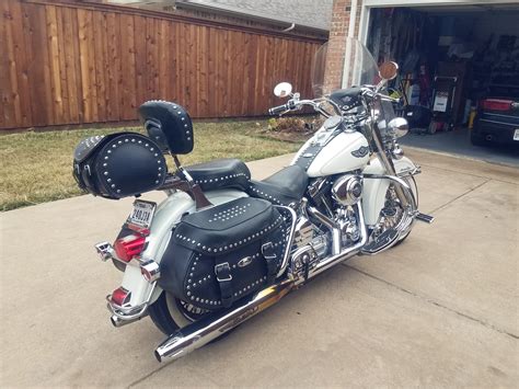 2002 Harley-Davidson® FLSTC/I Heritage Softail® Classic (Peal White ...