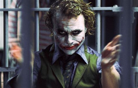 Joker Without Makeup In The Dark Knight - Mugeek Vidalondon