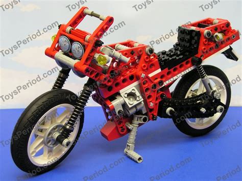 LEGO 8422 Circuit Shock Racer Technic Motorcycle Set Image Number 1