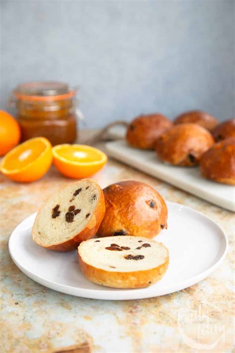 Spiced Fruit Buns Recipe