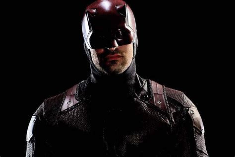 'Daredevil' Star Charlie Cox Explains Season 2 Suit Changes