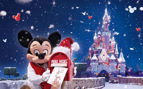 Mickey Mouse Christmas Wallpapers Free Download