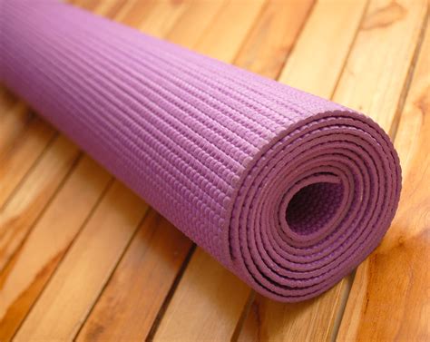 3 Ways to Wash a Yoga Mat - wikiHow