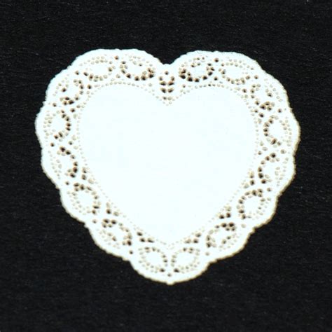 Heart Miniature Lace Doily #26 | Stewart Dollhouse Creations