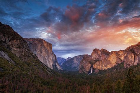 Yosemite Sunset View Photograph by Andrew Soundarajan - Fine Art America