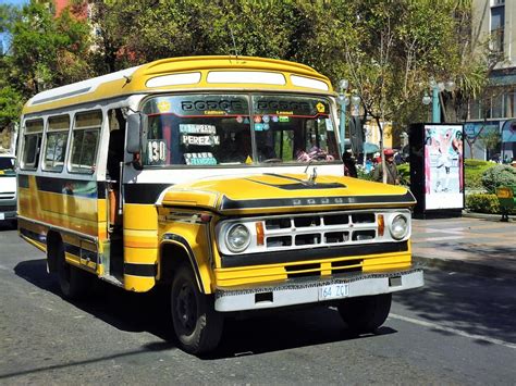 Old City Bus Service Vehicle Auto Oldtimer Bus-20 Inch By 30 Inch ...