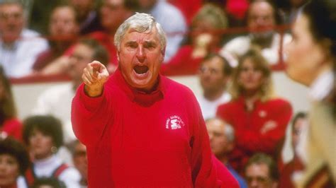 Bob Knight, former Indiana basketball coach, dies | FOX 13 Seattle