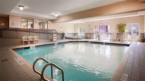 Best Western Pool - Tourism Burlington Tourism Burlington