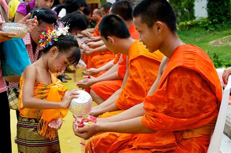 Songkran Festival Phuket - Aleenta Phuket Resort & Spa