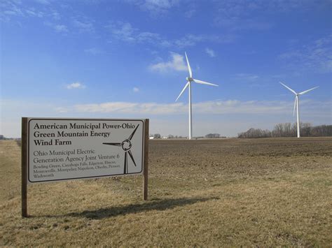 File:Bowling Green Wind Farm - entrance sign, south turbines - 18086 ...