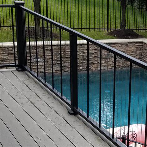 Vertical Cable Railing Systems – Deck & Rail Supply