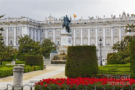 Plaza de Oriente Scenic Photograph by George Oze - Fine Art America