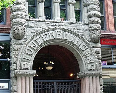 Seattle Underground Tour in Photos