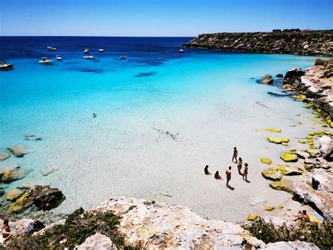 Cala Azzurra a Favignana: meglio dei paradisi tropicali - Siciliafan