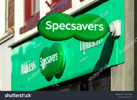 20 Spec Savers Images, Stock Photos, 3D objects, & Vectors | Shutterstock