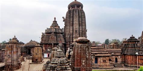 Lingaraja Temple Bhubaneswar (Timings, History, Entry Fee, Images, Aarti, Location & Phone ...