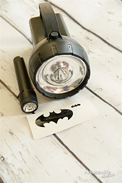 How to Make A Bat Signal - Housewife Eclectic | Batman costume diy ...