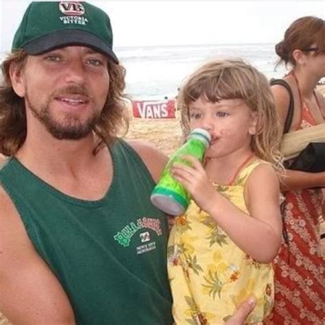 Eddie Vedder & daughter, Harper. Wish i could be held by him. Pearl Jam ...