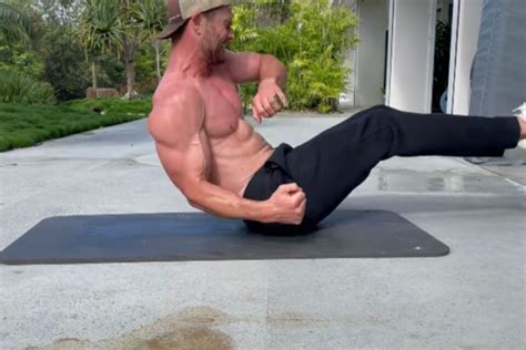 Chris Hemsworth’s Bodyweight ‘Extraction’ Workout Will Have You Begging ...