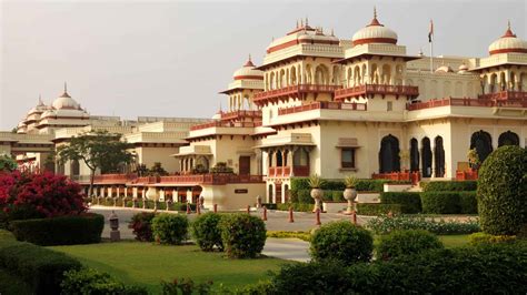 Rambagh Palace: Taj Heritage Hotel in Jaipur | The Luxe Voyager