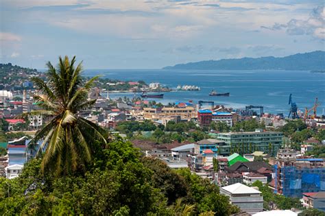 Ambon tourism in Maluku the pearly white from East - BlueOfIndonesia