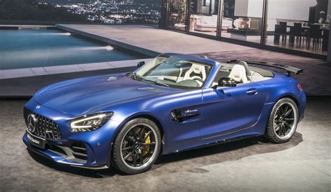 Design Analysis: Mercedes-AMG GT Roadster - MyCarQuest.com