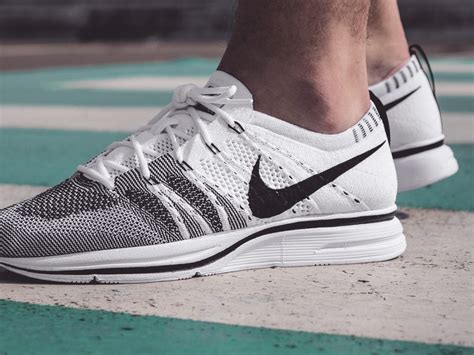 Nike Flyknit Trainer - White/Black - 2017 (by... – Sweetsoles ...