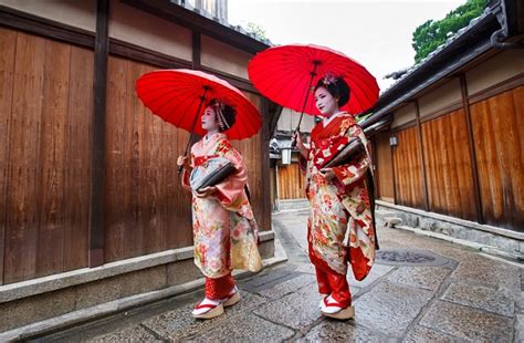 Gion Geisha District | Kyoto | Japan Deluxe Tours