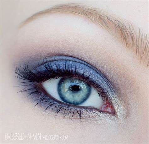 Periwinkle Eyeshadow Look | Silver eye makeup, Makeup geek, Blue eye makeup