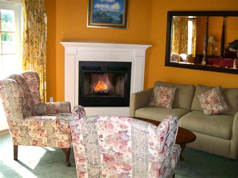 Queen Anne Inn - Located in Chatham, the Queen Anne Inn is Cape Cod's ...