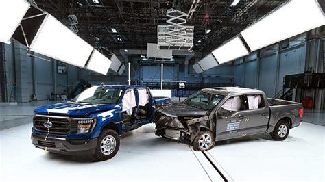 2023 Ford F-150 Struggles With Updated IIHS Crash Test