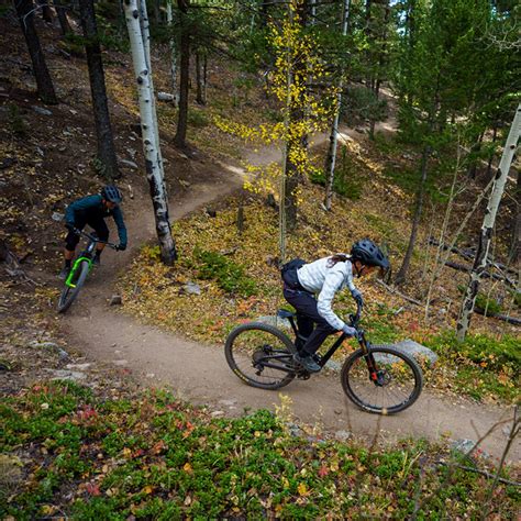 Best Women's Mountain Bike Gear for Fall Riding - Outside Online