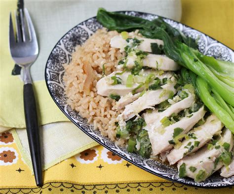 Easy Singapore Chicken Rice Recipe - A taste of Singapore at Home