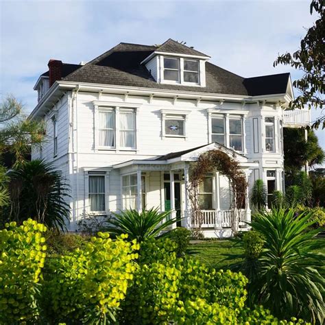 historic bed and breakfast on Mendocino coast, northern California ...