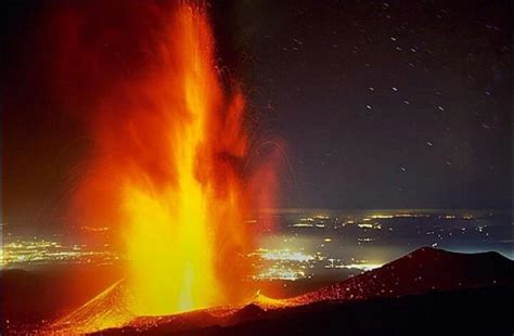 Vulcano Etna Patrimonio dell'Unesco - MAGAZINE PAUSA CAFFE'