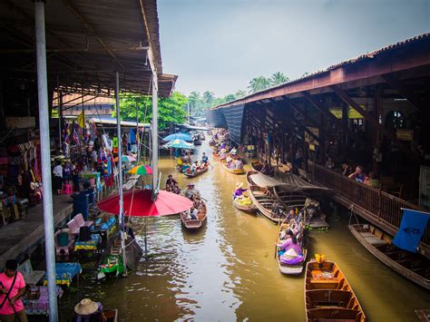 Floating Markets in Bangkok 2024-2025 - Rove.me