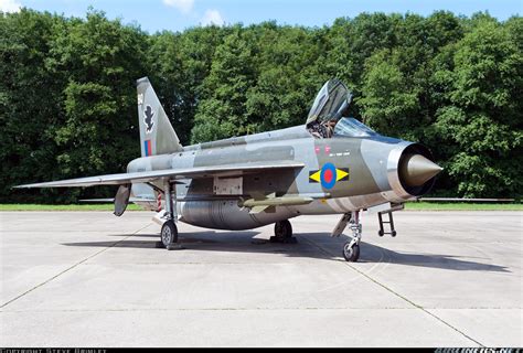 English Electric Lightning F6 - UK - Air Force | Aviation Photo #4487481 | Airliners.net