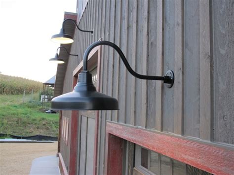 Classic Gooseneck Barn Lights Lend Authenticity to New Build | Blog | BarnLightElectric.com