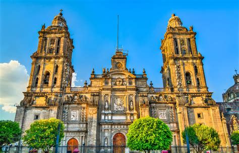 The ULTIMATE Self-Guided Tour of the Mexico City Cathedral Metropolitan | The Creative Adventurer