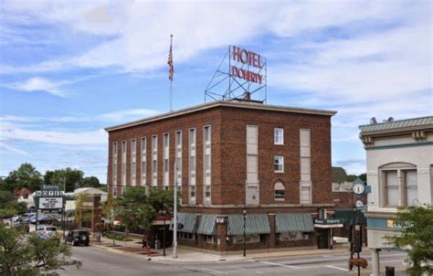 The Unique Hotel In Clare Is The Only One Of Its Kind In Michigan in 2022 | Unique hotels, Hotel ...