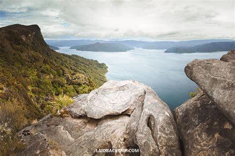 Hiking Guide to Lake Waikaremoana Track — LAIDBACK TRIP