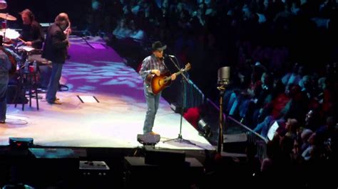 George Strait ~ Run (LIVE) - YouTube