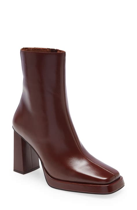 28 Best Wide-Calf Boots for Women and the Brands to Shop | Who What Wear