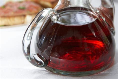 How to Make Wine Vinegar