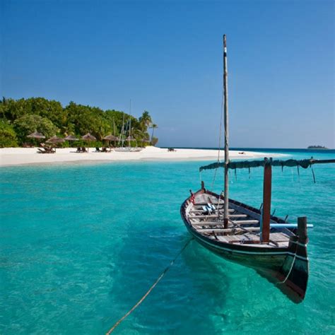 REETHI BEACH – Glamour Tour Operator