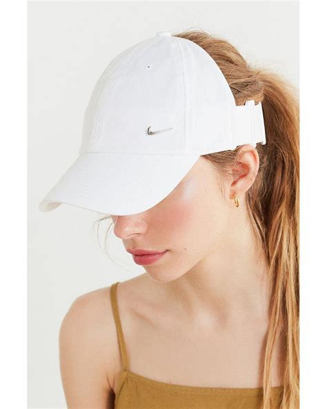 Nike Nike Metallic Swoosh Visor in White | Lyst