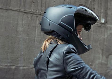 Cross Helmet: Motorcycle Helmet With Rear-view Camera