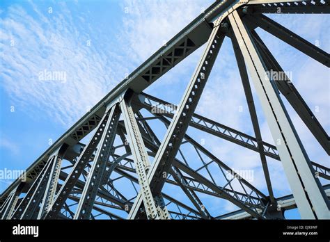 Steel Frame Structure Famous Bridge High Resolution Stock Photography and Images - Alamy