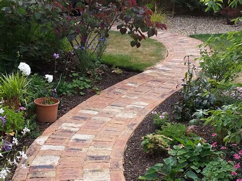 Garden brick design ideas For Patios and Paths| Inspiration